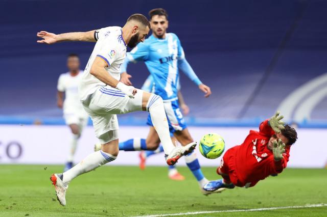 世俱杯买球-【西甲】本泽马破门 皇马2比1巴列卡诺领先巴萨10分