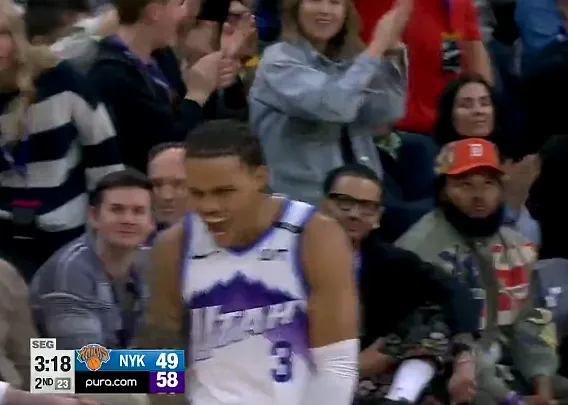 世俱杯买球-投疯了!爵士全队三分18中14高达78%,次节61-49打停尼克斯