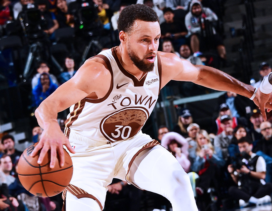 世俱杯买球-库里空砍38分,勇士不敌独行侠!库明加也受伤,科尔固执己见